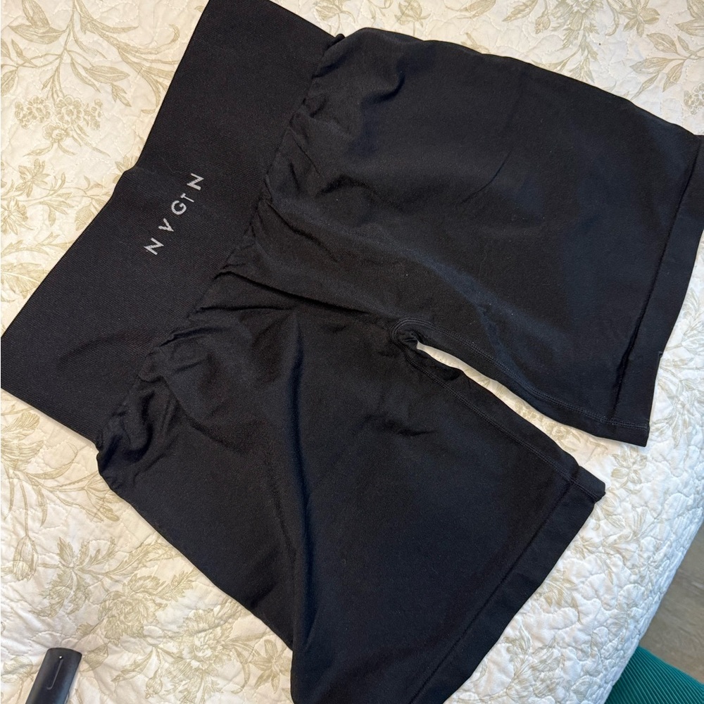 NVGTN Black BIKER SHORTS